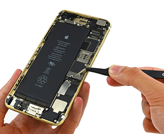 Замена аккумулятора iPhone 6, 6s, 6 Плюс и 6s Plus